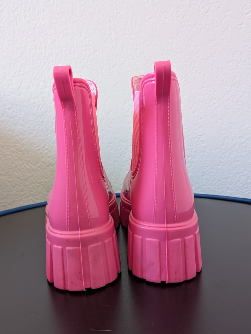 Lug Sole Chelsea Rainboots - Bubblegum Pink - Picture 3 of 8